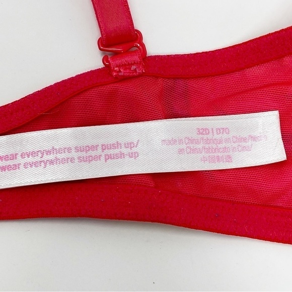 Victoria’s Secret PINK Wear Everywhere Super Push-Up Bra - Picture 5 of 5